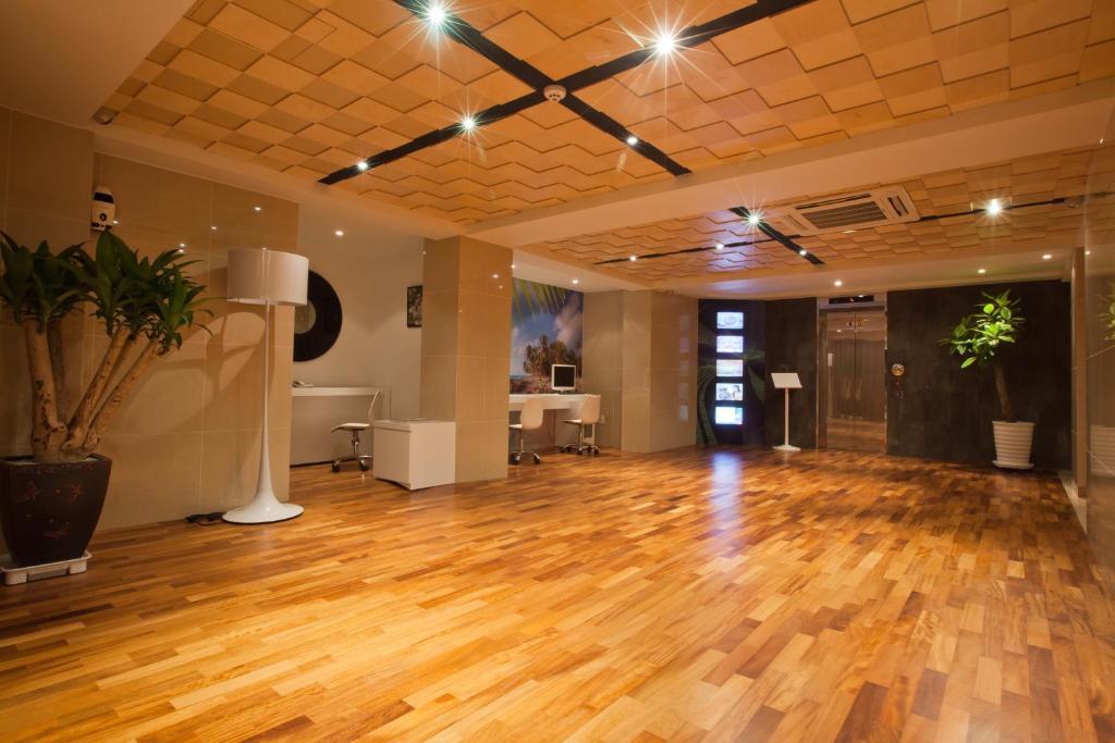 Mate Hotel Seoul Gimpo Exterior foto