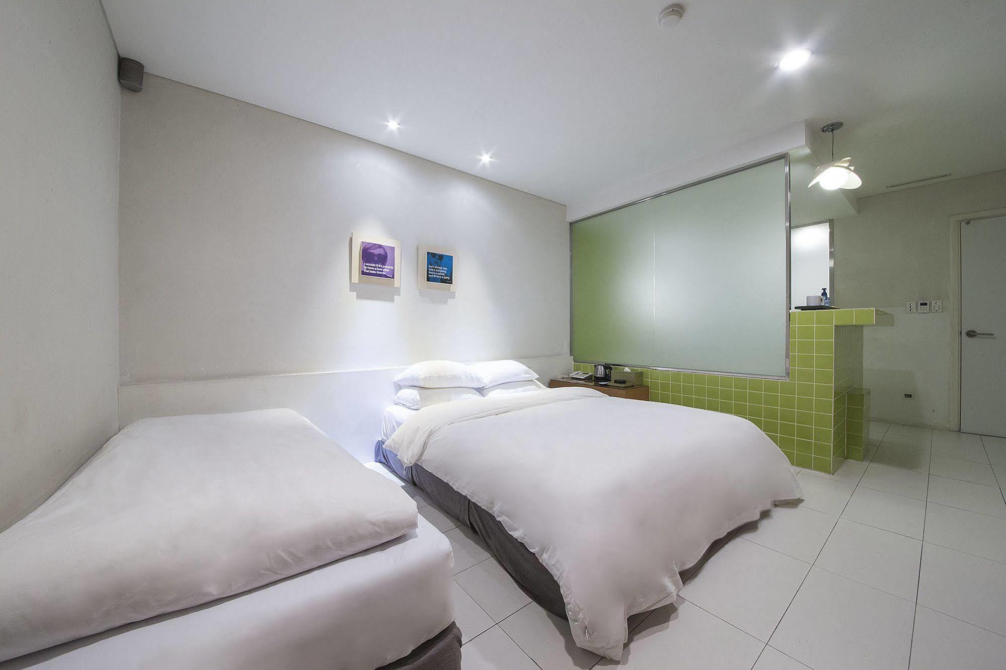 Mate Hotel Seoul Gimpo Exterior foto